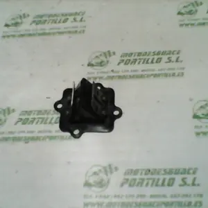 Foto de Caja de laminas Suzuki Katana 50 referencia 320-23-45229 foto 14