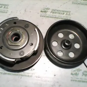 Foto de Embrague Peugeot Satelis 125 referencia 336-20-43093 foto 23