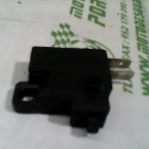 Foto de Sensor de freno delantero Kymco Bet&win 125 referencia 28-16-5330