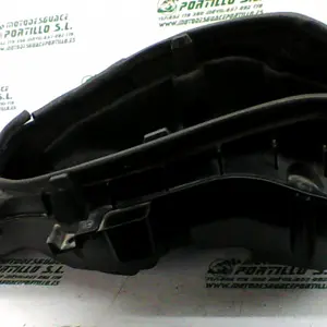 Foto de Porta-casco Peugeot Satelis 125 referencia 11-19-18977 foto 5