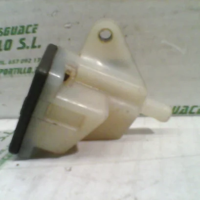 Foto de Depósito del líquido de frenos Suzuki V Strom 650 referencia 144-19-21189