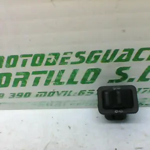 Foto de Interruptor de intermitente Piaggio Zip H2O-2T 2 50 referencia 360-19-25780