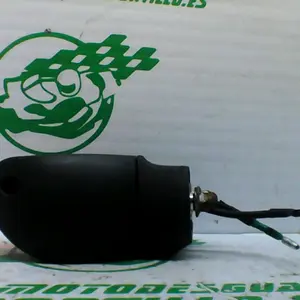 Foto de Intermitente trasero derecho Yamaha Xenter 125 referencia 446-22-40715 foto 7