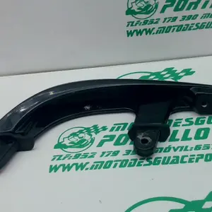Foto de Asidero izquierdo Yamaha XMAX 250I referencia 283-22-37547 foto 3