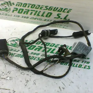 Foto de Instalación de piloto trasero BMW F 800 ST referencia 312-19-24391 foto 2
