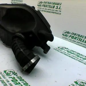 Foto de Caja de filtro Piaggio X8 125 referencia 86-19-18694 foto 5
