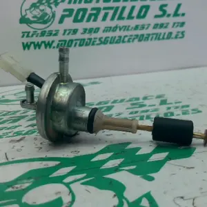 Foto de Grifo gasolina Peugeot Ludix 50 referencia 35-24-47142