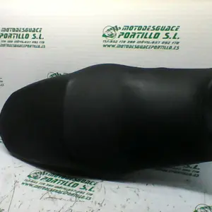 Foto de Asiento Yamaha TZR 50 2T 3 referencia 106-16-11956 foto 6