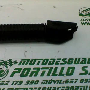 Foto de Reposapies trasero derecho Honda CB 450 DX referencia 277-18-18488 foto 4