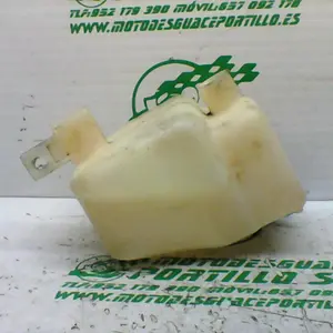 Foto de Depósito de aceite Gilera DNA 50 referencia 38-23-42488 foto 5