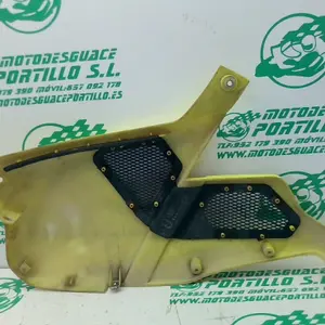 Foto de Carcasa delantera derecha Gilera DNA 50 referencia 38-23-42513 foto 1