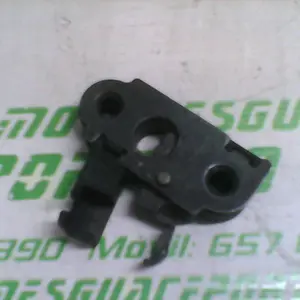 Foto de Cerradura del asiento Yamaha Why 50 2T referencia 198-18-15164