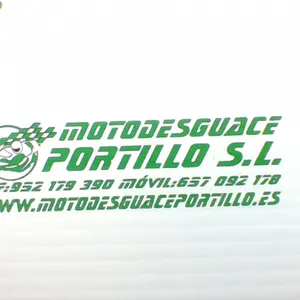 Foto de Intermitente trasero derecho Piaggio X8 125 referencia 350-19-25875 foto 13