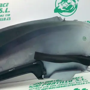 Foto de Carcasa lateral trasera izquierda Benelli MACIS referencia 324-22-39745 foto 9