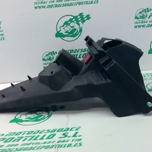 Foto de Portamatricula Yamaha XMAX 250 referencia 307-22-37457 foto 3