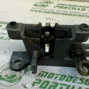 Foto de Cerradura del asiento Kymco Agility 50 referencia 107-21-35099 foto 3