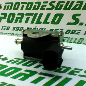 Foto de Bomba de aceite Peugeot Ludix 50 referencia 35-24-47141 foto 21