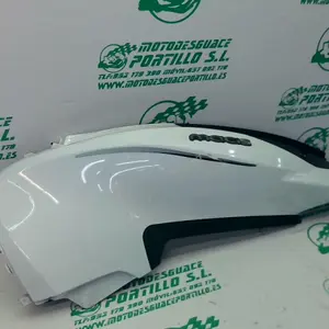 Foto de Carcasa lateral trasera izquierda Benelli MACIS referencia 324-22-39745 foto 1