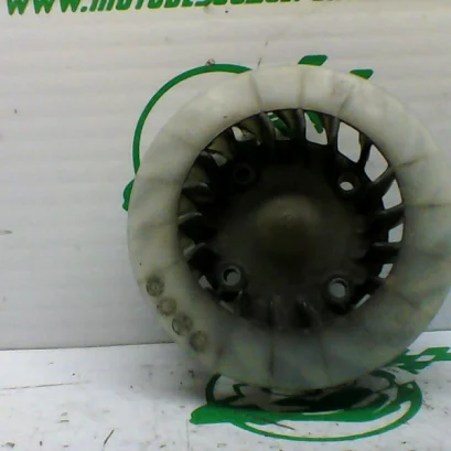 Foto de Ventilador del plato magnetico Kymco Scout 50 referencia 341-22-39465