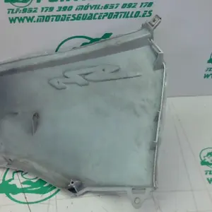 Foto de Carcasa lateral trasera izquierda Honda SH 125I 13-16 referencia 65-24-47323 foto 24