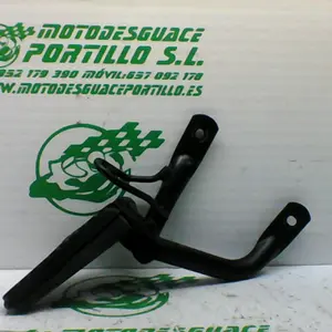 Foto de Estribera trasera izquierda con reposapies Honda SH 125 00-04 referencia 382-22-39361 foto 2