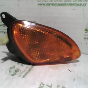 Foto de Intermitente delantero derecho Honda Bali 50 referencia 175-16-2556