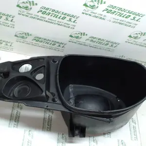 Foto de Porta-casco Derbi Atlantis 50 2t 05-07 referencia 186-19-23902 foto 3