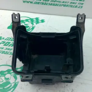 Foto de Caja batería Honda Pcx 125 referencia 181-23-46273 foto 15