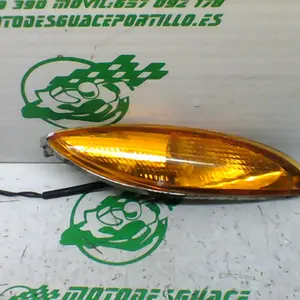 Foto de Intermitente delantero derecho Yamaha FLAME 125R 97-00 referencia 57-23-43285 foto 2