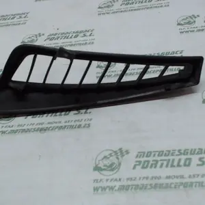 Foto de Entrada de aire lateral Izquierda Aprilia Sport city 250 inyeccion 09-10 referencia 89-17-7977