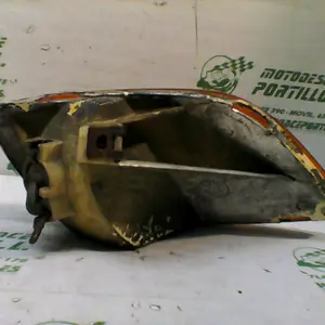 Foto de Intermitente delantero izquierdo Piaggio ZIP Aire 2T 2 50 referencia 88-20-38003 foto 16