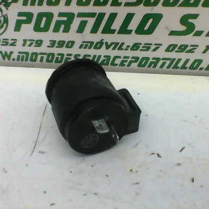 Foto de Rele de intermitencia Sym FIDDLE 125-09 referencia 73-19-23828