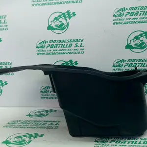 Foto de Porta-casco Honda ARROBA 125 referencia 372-21-38203