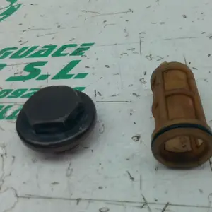 Foto de Tapon vaciado de aceite Vespa LX 125 referencia 448-23-47117 foto 3