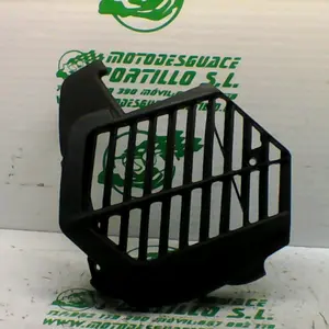 Foto de Protector de radiador Honda Pcx 125 referencia 181-23-46269 foto 6