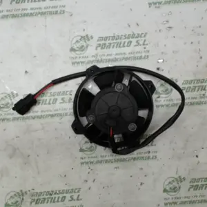 Foto de Ventilador del radiador Suzuki Burgman 125 referencia 99-23-43614 foto 19