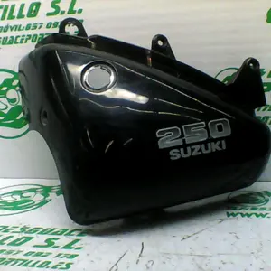 Foto de Carcasa bajo asiento izquierdo Suzuki Intruder 250 referencia 391-23-46919 foto 3