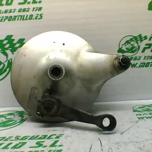 Foto de Porta-zapata rueda trasera Suzuki GN 250 referencia 192-17-33180 foto 2