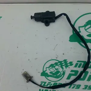 Foto de Sensor de asiento Suzuki BURGMAN 200 I referencia 423-22-44599 foto 4