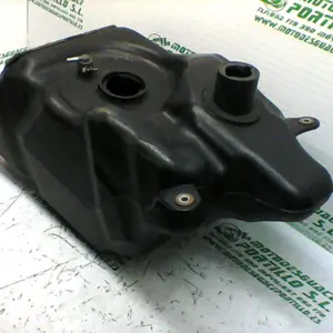 Foto de Deposito gasolina Yamaha XMAX 250 referencia 431-21-32520 foto 7