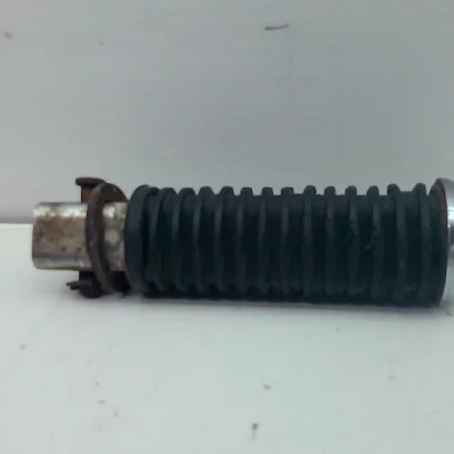 Foto de Reposapies trasero izquierdo Honda SHADOW 600 referencia 61-20-44225