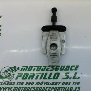 Foto de Tensores de rueda trasera Kawasaki Eliminator 125 referencia 274-18-17532 foto 1