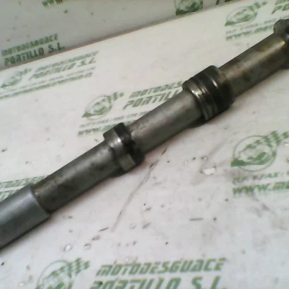 Foto de Eje de rueda delantera Honda VFR 750 referencia 141-17-10246