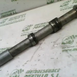 Foto de Eje de rueda delantera Honda VFR 750 referencia 141-17-10246