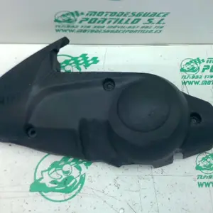 Foto de Embellecedor de tapa cárter Yamaha N MAX 125 referencia 394-23-46439 foto 4