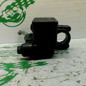 Foto de Bomba de freno delantero Yamaha Cygnus flame 125 referencia 78-21-32416