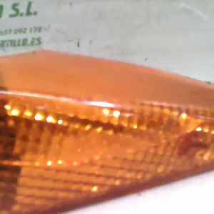 Foto de Intermitente delantero derecho Yamaha Bws 50 referencia 216-21-33203