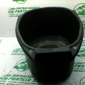 Foto de Porta-casco Vespa Lx50 4T referencia 336-19-24464 foto 10