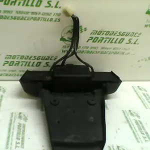 Foto de Portamatrícula con piloto Peugeot ST 50 referencia 42-16-20441 foto 1