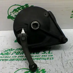 Foto de Porta-zapata rueda trasera Kawasaki Gpz 500 referencia 132-18-43217 foto 3